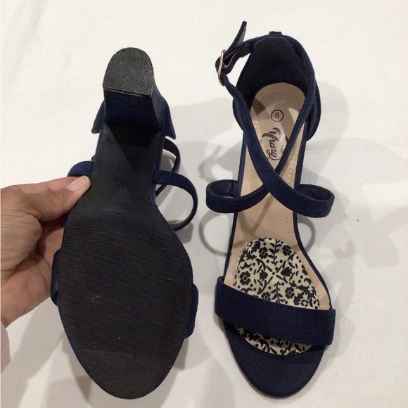 Trary Sexy Suede Navy Blue Heels with Sparkly Straps Women’s Size 8 - Picture 4 of 6